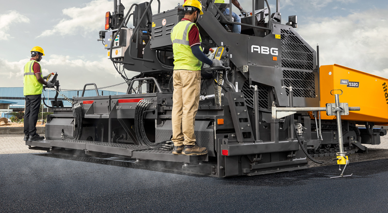 M238-Paver_Screed-Images_ID1.webp